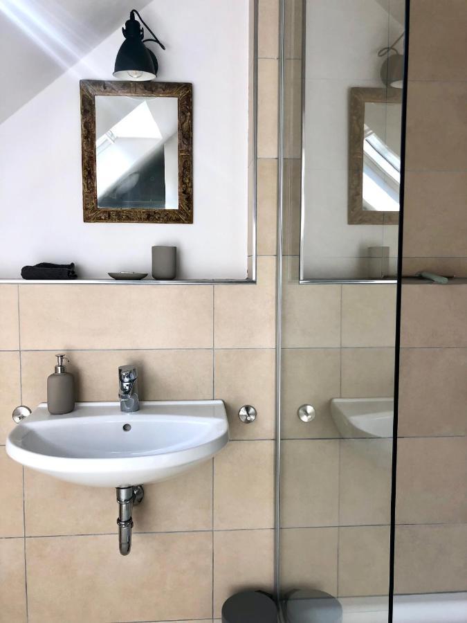 Ferienwohnung Weingut Villa Huesgen Am Moenchhof 트라벤트라바흐 외부 사진