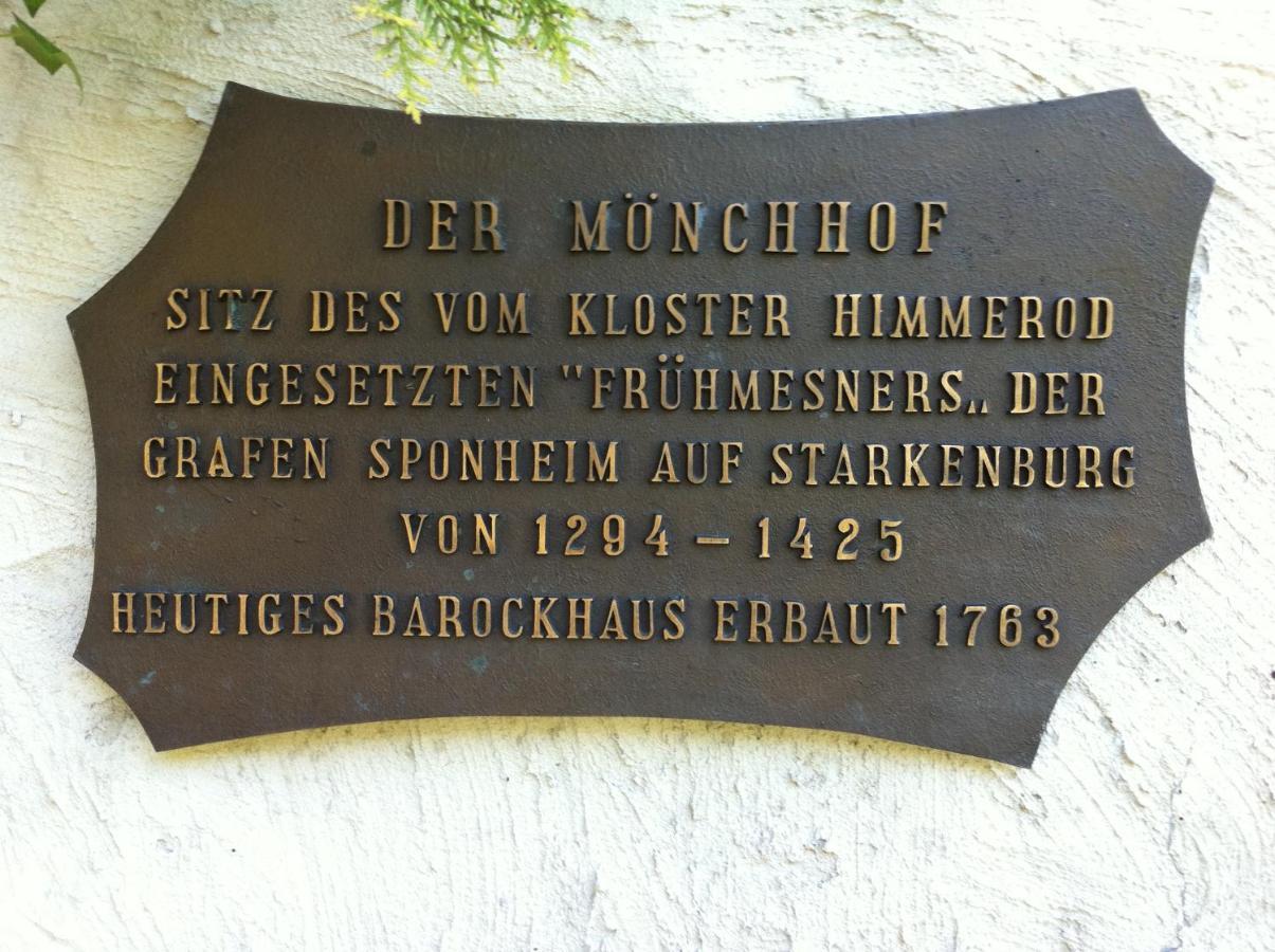 Ferienwohnung Weingut Villa Huesgen Am Moenchhof 트라벤트라바흐 외부 사진